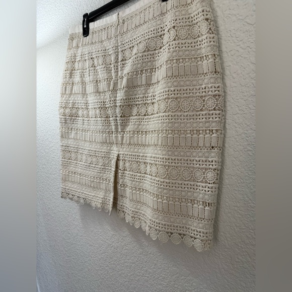 Tommy Hilfiger Cream Crochet Lace Mini Skirt |Preppy Coastal - Picture 9 of 16